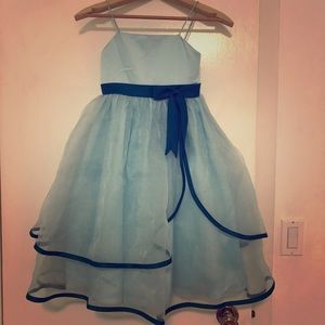 Alfred Angelo girl’s dress